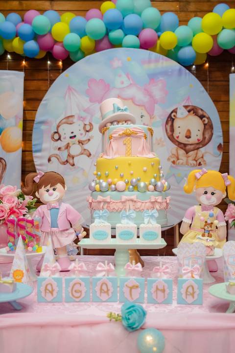 Bolo de festa infantil Circo Rosa _RJ'
