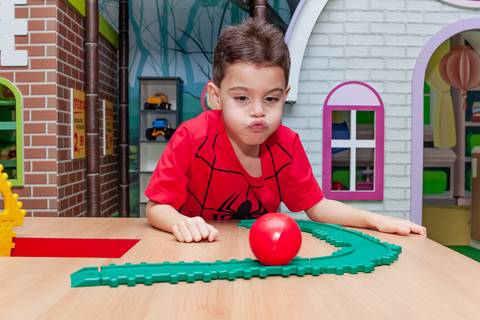 Festa infantil -Tema homem aranha -Rj'