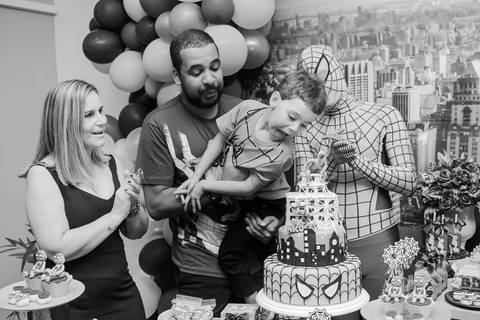 Festa infantil -Tema homem aranha -Rj'