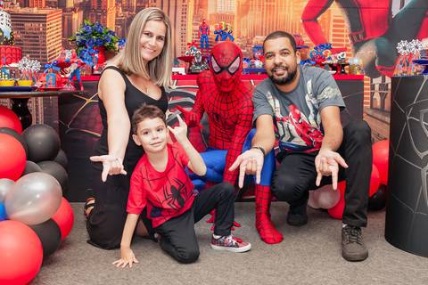Festa infantil -Tema homem aranha -Rj'