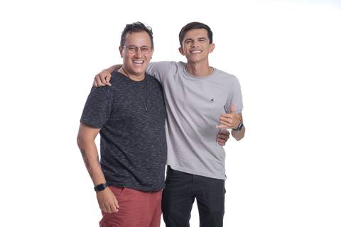 Ensaio em estúdio com Tiago Dionisio'