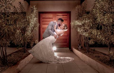 fotografo-danilo-farias-vestido-de-noiva-festa-de-casamento-noivo-sapato-do-noivo-buque-aliancas-madrinhas'