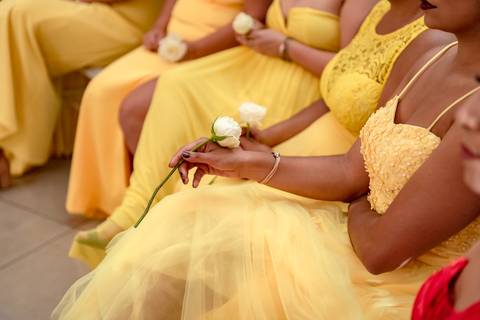 making-of-noiva-fotografo-danilo-farias-vestido-de-noiva-festa-de-casamento-noivo-sapato-do-noivo-buque-aliancas'