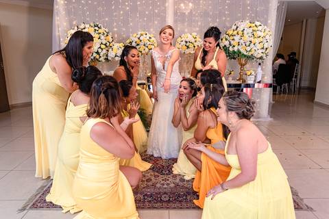 making-of-noiva-fotografo-danilo-farias-vestido-de-noiva-festa-de-casamento-noivo-sapato-do-noivo-buque-aliancas-madrinhas'