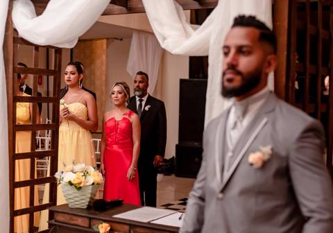 making-of-noiva-fotografo-danilo-farias-vestido-de-noiva-festa-de-casamento-noivo-sapato-do-noivo-buque-aliancas'