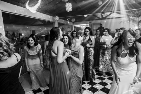 madrinhas-de-casamento, madrinhas, fotografo-de-casamento, fotografo, danilo-farias, drinks, brinde, casamento-rustico, casamento-de-dia, casamento-natureza, casamento-ao-ar-livre, ensaio-de-casal, ensaio-pre-casamento'