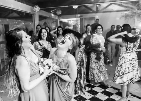 madrinhas-de-casamento, madrinhas, fotografo-de-casamento, fotografo, danilo-farias, drinks, brinde, casamento-rustico, casamento-de-dia, casamento-natureza, casamento-ao-ar-livre, ensaio-de-casal, ensaio-pre-casamento'