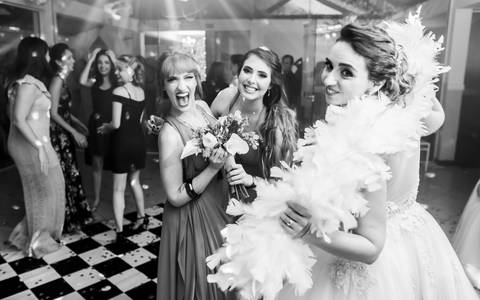 madrinhas-de-casamento, madrinhas, fotografo-de-casamento, fotografo, danilo-farias, drinks, brinde, casamento-rustico, casamento-de-dia, casamento-natureza, casamento-ao-ar-livre, ensaio-de-casal, ensaio-pre-casamento'