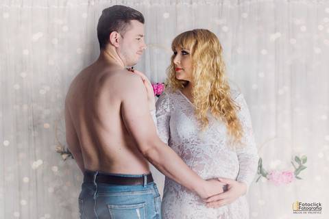 sessão fotografica gravida. sessão fotografica. foto gravidez. pai e mãe'