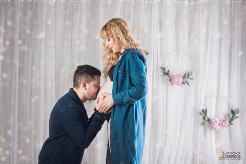sessão fotografica gravida. sessão fotografica. foto gravidez. pai e mãe'