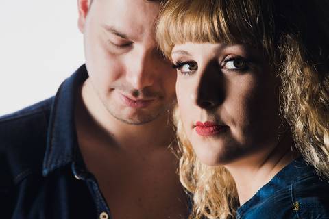 sessão fotografica gravida. sessão fotografica. foto gravidez. pai e mãe'