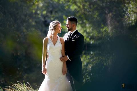 fotografia de casamento. fotografo de casamento. noivo e noiva. vestido de noiva. '