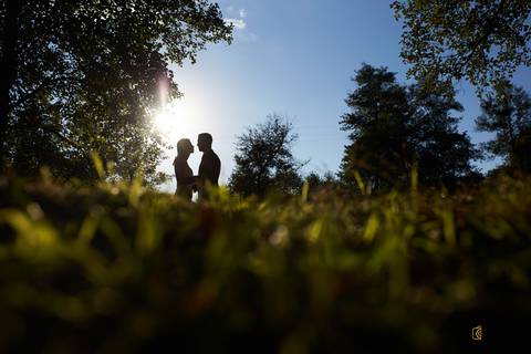 fotografia de casamento. fotografo de casamento. noivo e noiva. vestido de noiva. '