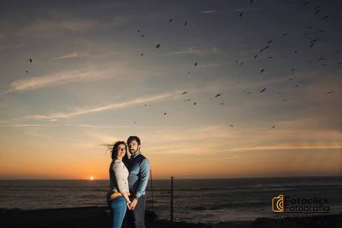 foto casal por do sol. sessão solteiros. engagement session.'