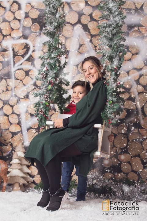 Sessão fotográfica de natal em família. Sessão fotográfica de família. Sessão fotográfica temática.'