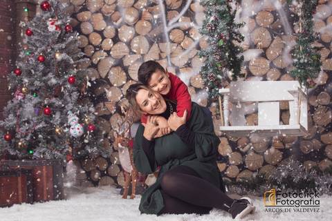 Sessão fotográfica de natal em família. Sessão fotográfica de família. Sessão fotográfica temática.'