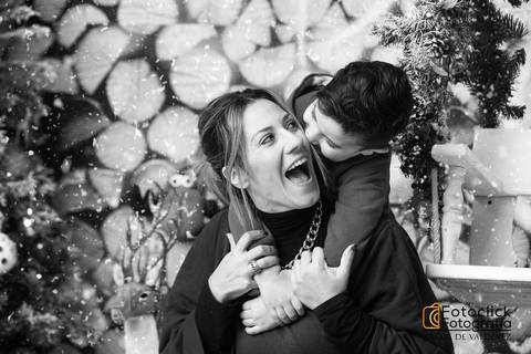 Sessão fotográfica de natal em família. Sessão fotográfica de família. Sessão fotográfica temática.'