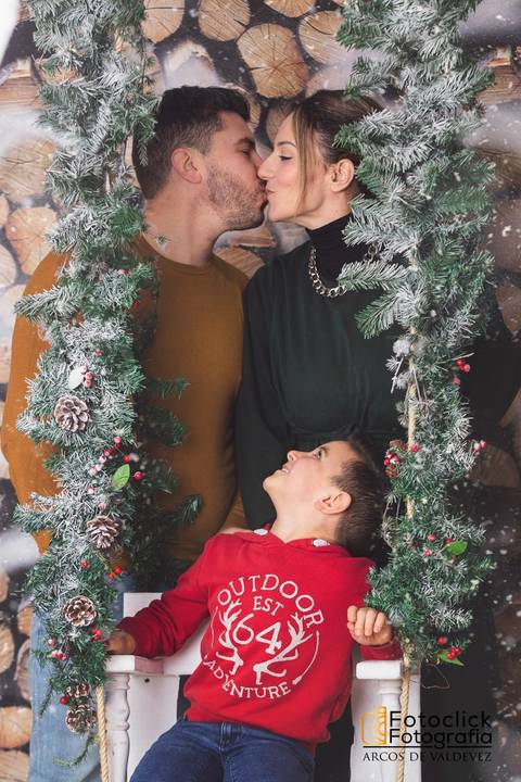 Sessão fotográfica de natal em família. Sessão fotográfica de família. Sessão fotográfica temática.'