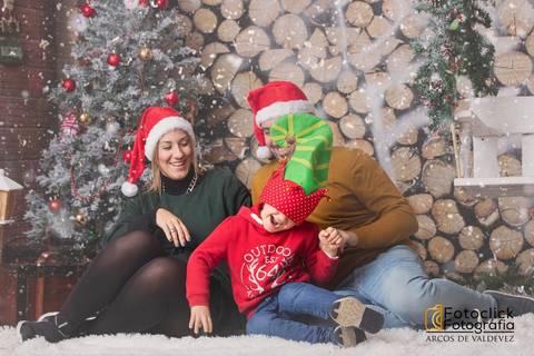 Sessão fotográfica de natal em família. Sessão fotográfica de família. Sessão fotográfica temática.'