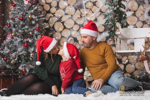 Sessão fotográfica de natal em família. Sessão fotográfica de família. Sessão fotográfica temática.'
