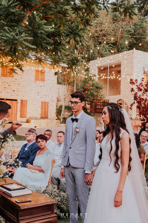 casamentp-diurno-externo-no-lindo-lago-enfesta-giselly-douglas-memory-fotografia'