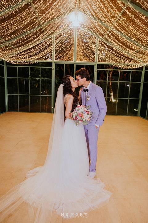 casamentp-diurno-externo-no-lindo-lago-enfesta-giselly-douglas-memory-fotografia'