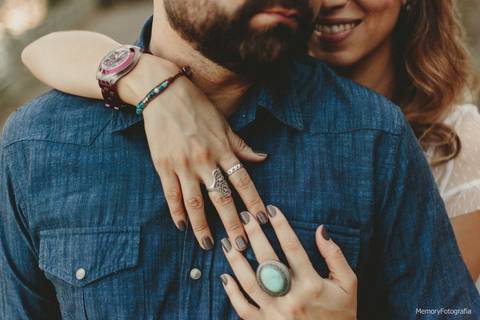 fernanda_e_thiago_ensaio_pre_casamento_urca_golden _retriever_memory_fotografia_pista_claudio_coutinho_mureta'