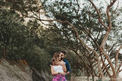 fernanda_e_thiago_ensaio_pre_casamento_urca_golden _retriever_memory_fotografia_pista_claudio_coutinho_mureta'