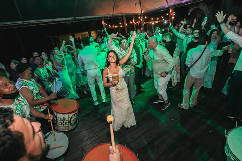 casamento no campo, fotografo de casmaento, vestido de casamento, vestido,noiva, festa, casamento no campo,buque de noiva, fotografo de casamento, casamento por do casamento no campo, fotografo de casmaento, vestido de casamentosol, decoração de casamento'