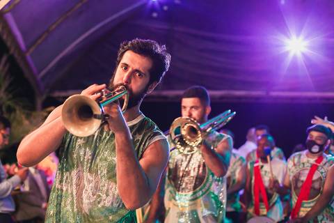 casamento no campo, fotografo de casmaento, vestido de casamento, vestido,noiva, festa, casamento no campo,buque de noiva, fotografo de casamento, casamento por do casamento no campo, fotografo de casmaento, vestido de casamentosol, decoração de casamento'