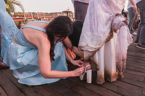 casamento no campo, fotografo de casmaento, vestido de casamento, vestido,noiva, festa, casamento no campo,buque de noiva, fotografo de casamento, casamento por do casamento no campo, fotografo de casmaento, vestido de casamentosol, decoração de casamento'