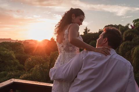 casamento no campo, fotografo de casmaento, vestido de casamento, vestido,noiva, festa, casamento no campo,buque de noiva, fotografo de casamento, casamento por do casamento no campo, fotografo de casmaento, vestido de casamentosol, decoração de casamento'
