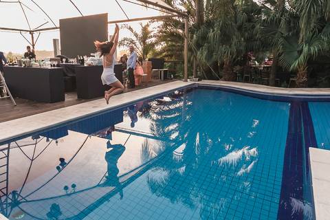 casamento no campo, fotografo de casmaento, vestido de casamento, vestido,noiva, festa, casamento no campo,buque de noiva, fotografo de casamento, casamento por do casamento no campo, fotografo de casmaento, vestido de casamentosol, decoração de casamento'