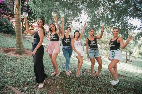 casamento no campo, fotografo de casmaento, vestido de casamento, vestido,noiva, festa, casamento no campo,buque de noiva, fotografo de casamento, casamento por do sol, decoração de casamento'