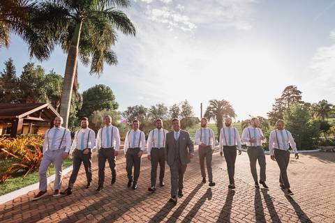 casamento no campo, fotografo de casmaento, vestido de casamento, vestido,noiva, festa, casamento no campo,buque de noiva, fotografo de casamento, casamento por do sol, decoração de casamento'