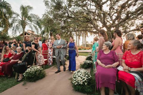 casamento no campo, fotografo de casmaento, vestido de casamento, vestido,noiva, festa, casamento no campo,buque de noiva, fotografo de casamento, casamento por do sol, decoração de casamento'