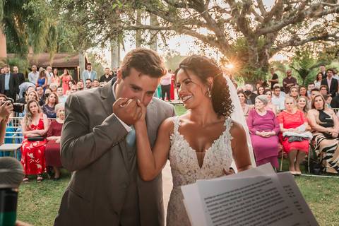 casamento no campo, fotografo de casmaento, vestido de casamento, vestido,noiva, festa, casamento no campo,buque de noiva, fotografo de casamento, casamento por do sol, decoração de casamento'