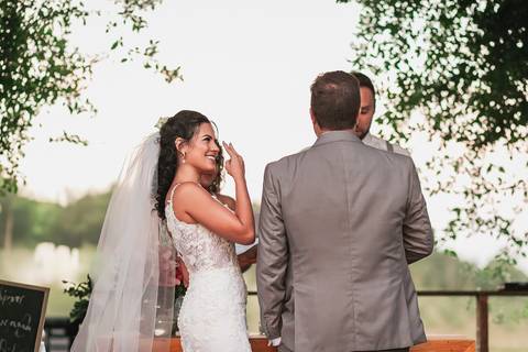 casamento no campo, fotografo de casmaento, vestido de casamento, vestido,noiva, festa, casamento no campo,buque de noiva, fotografo de casamento, casamento por do sol, decoração de casamento'