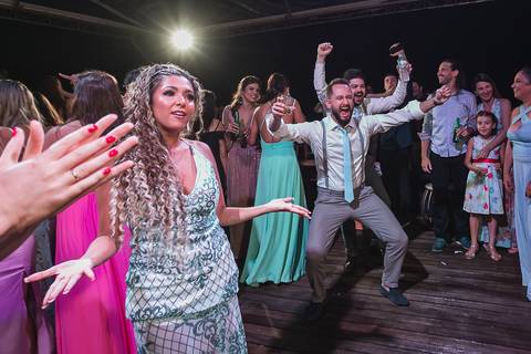 casamento no campo, fotografo de casmaento, vestido de casamento, vestido,noiva, festa, casamento no campo,buque de noiva, fotografo de casamento, casamento por do casamento no campo, fotografo de casmaento, vestido de casamentosol, decoração de casamento'