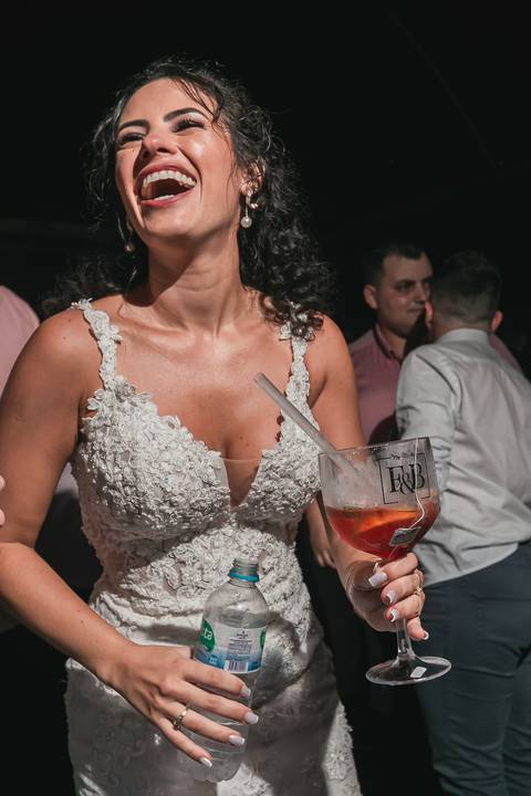 casamento no campo, fotografo de casmaento, vestido de casamento, vestido,noiva, festa, casamento no campo,buque de noiva, fotografo de casamento, casamento por do casamento no campo, fotografo de casmaento, vestido de casamentosol, decoração de casamento'