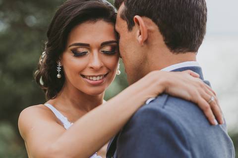 noiva, casamento, mini wedding, vestido de noiva, ensaio fotografico, buque de flores, noivo militar, cerimonial, decoração de casamento, maquiagem de noiva, casamento íntimo '