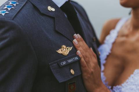 noiva, casamento, mini wedding, vestido de noiva, ensaio fotografico, buque de flores, noivo militar, cerimonial, decoração de casamento, maquiagem de noiva, casamento íntimo '