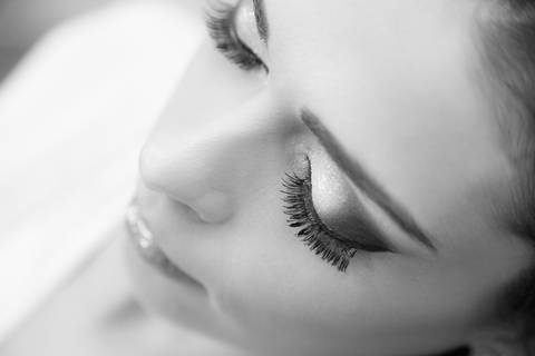 noiva, casamento, mini wedding, vestido de noiva, ensaio fotografico, buque de flores, noivo militar, cerimonial, decoração de casamento, maquiagem de noiva, casamento íntimo '