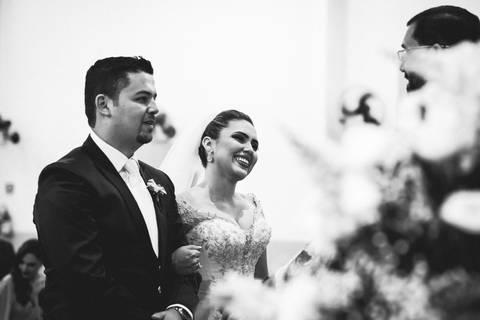 vestido de noiva, casamento, wedding, fotógrafo de casamento, noivos, buque de noiva, dress, festa de casamento, decoração de casamento, padrinhos de casamento, madrinhas, sapato de noiva, make de noiva'