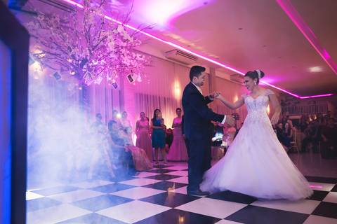 vestido de noiva, casamento, wedding, fotógrafo de casamento, noivos, buque de noiva, dress, festa de casamento, decoração de casamento, padrinhos de casamento, madrinhas, sapato de noiva, make de noiva'