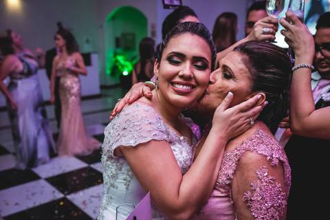 vestido de noiva, casamento, wedding, fotógrafo de casamento, noivos, buque de noiva, dress, festa de casamento, decoração de casamento, padrinhos de casamento, madrinhas, sapato de noiva, make de noiva'