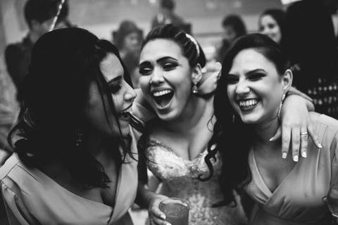 vestido de noiva, casamento, wedding, fotógrafo de casamento, noivos, buque de noiva, dress, festa de casamento, decoração de casamento, padrinhos de casamento, madrinhas, sapato de noiva, make de noiva'