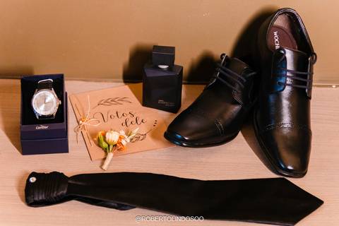 Making of da noiva, casamento, vestido de noiva, aliançados noivos, vestido da noiva, buquê d anoiva, perfume e sapato da noiva'