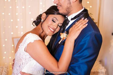 casamento, noivos, soriso noivos, vestido noiva, terno noivo, aliança noivos'