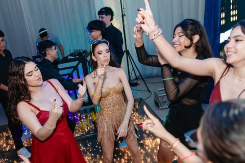 balada festa de 15 anos / casa de festa maison myrla'